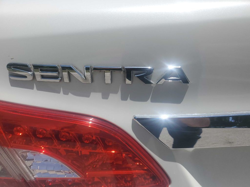 2014 Nissan Sentra Image 13