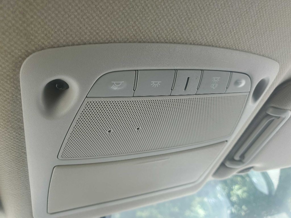 2014 Nissan Sentra Image 33