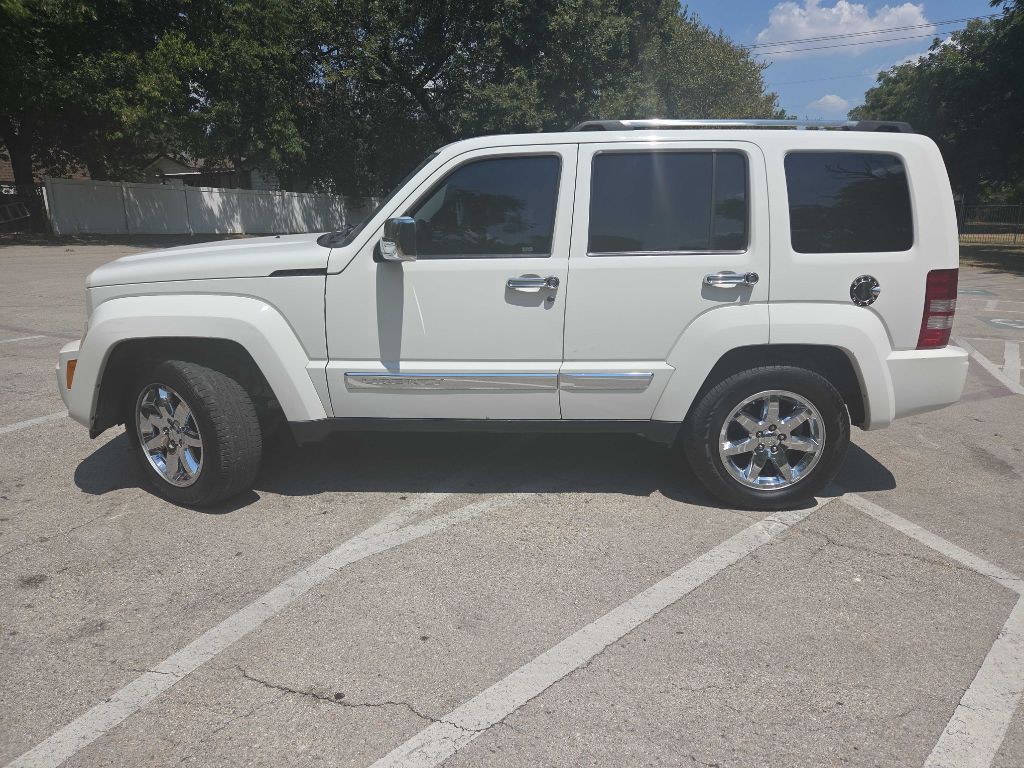 2010 Jeep Liberty Image 3