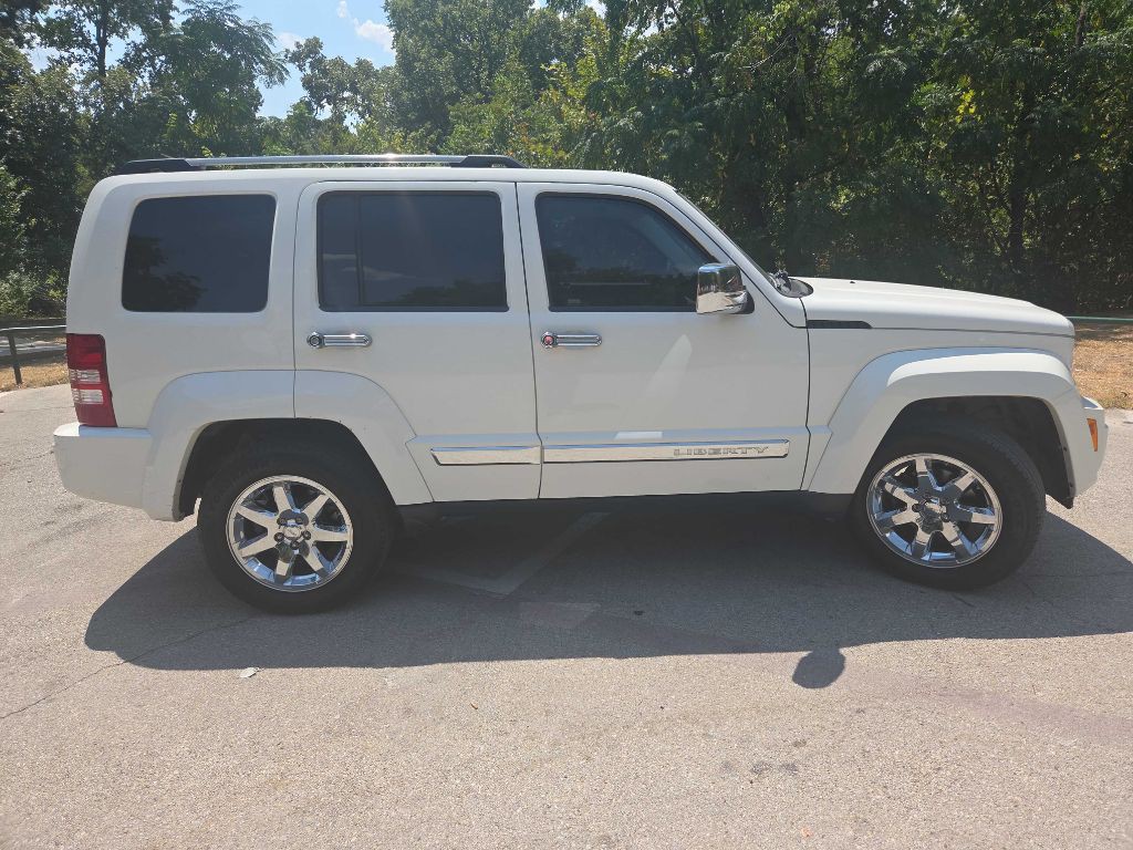2010 Jeep Liberty Image 7
