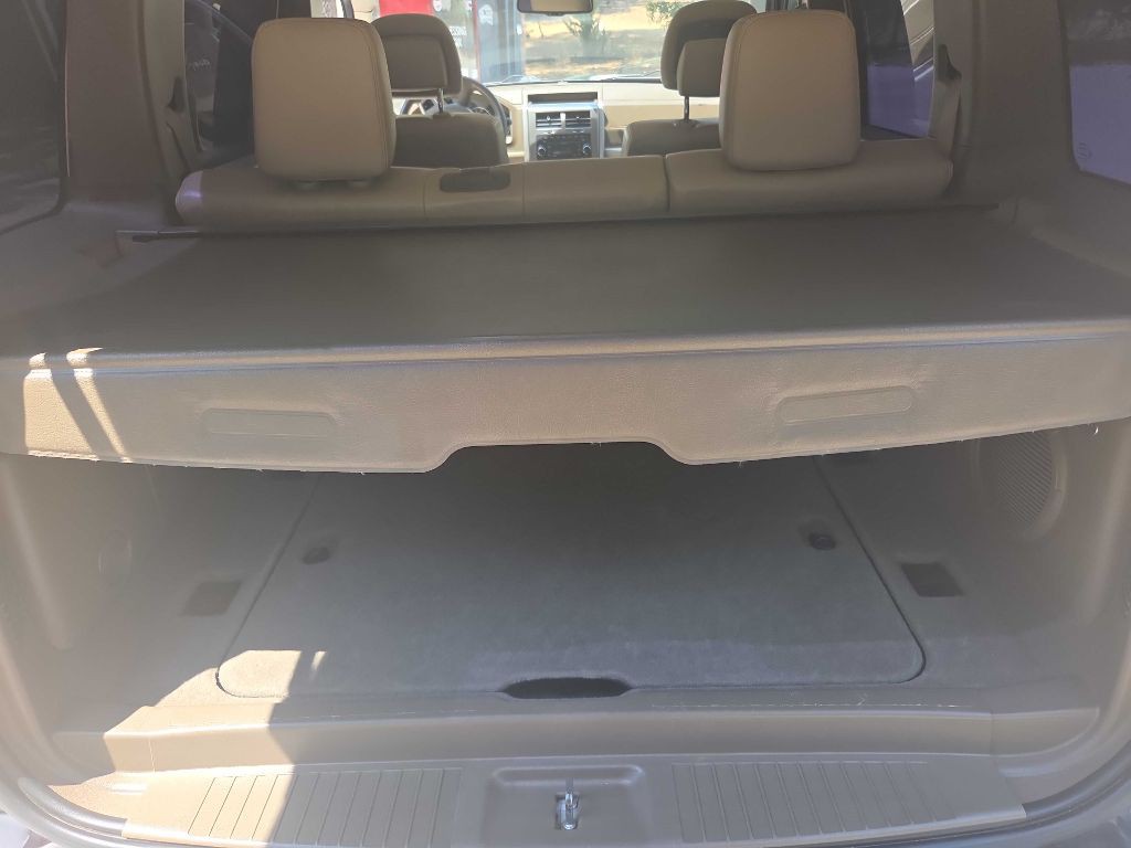2010 Jeep Liberty Image 27