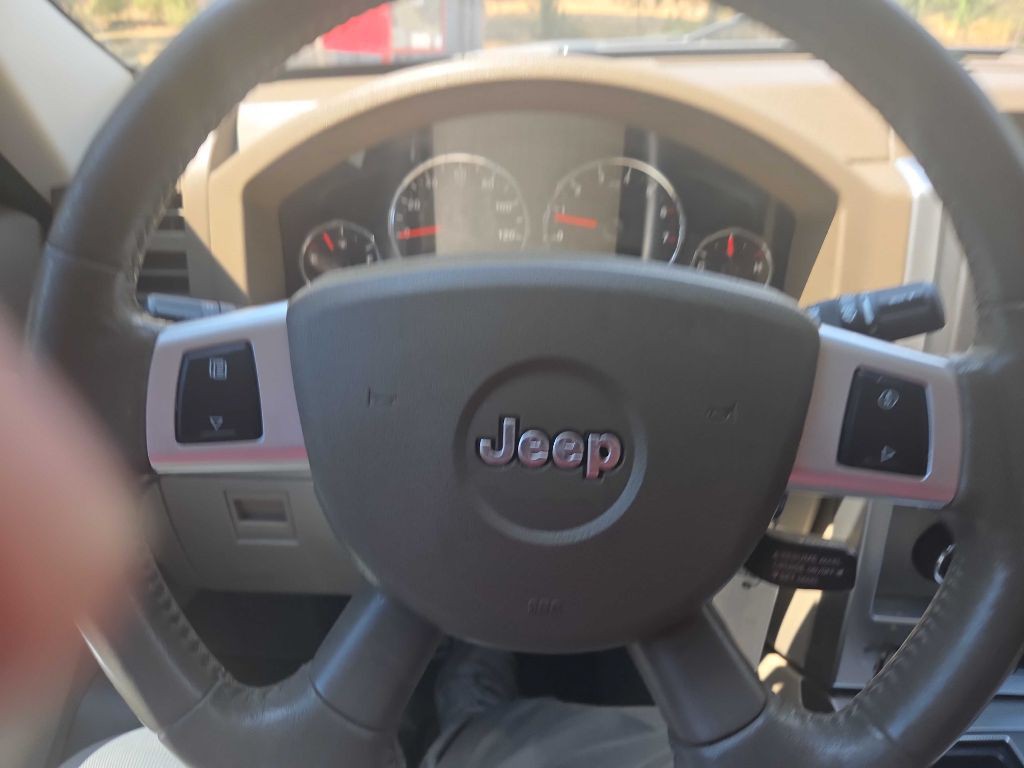 2010 Jeep Liberty Image 33