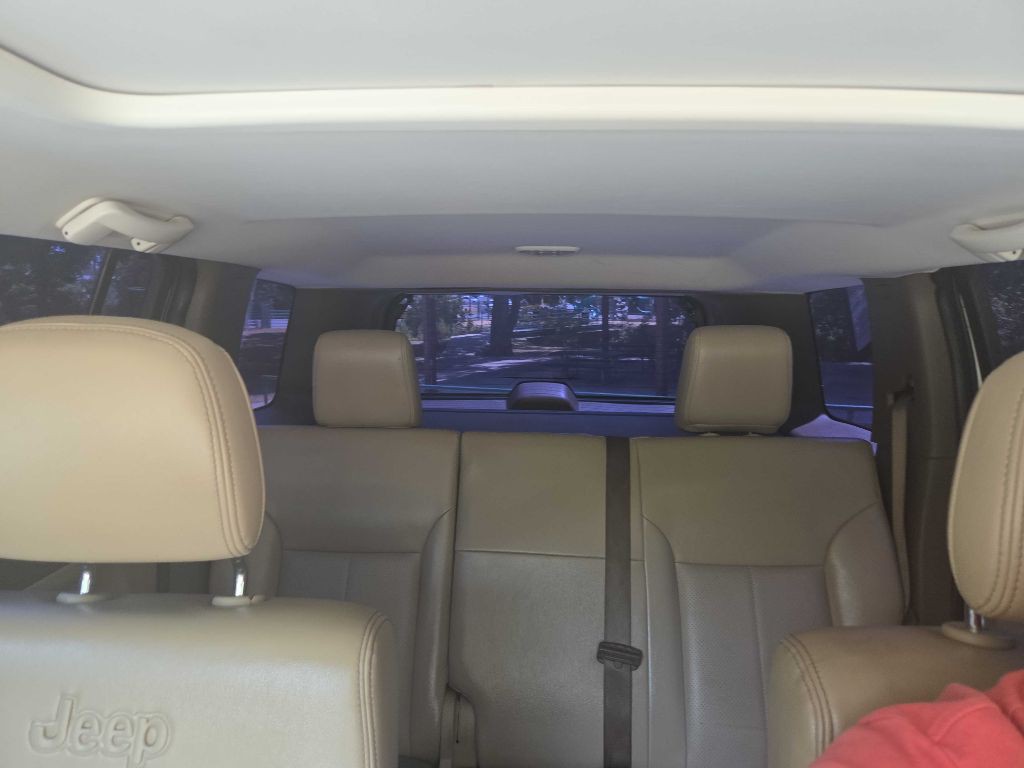 2010 Jeep Liberty Image 38