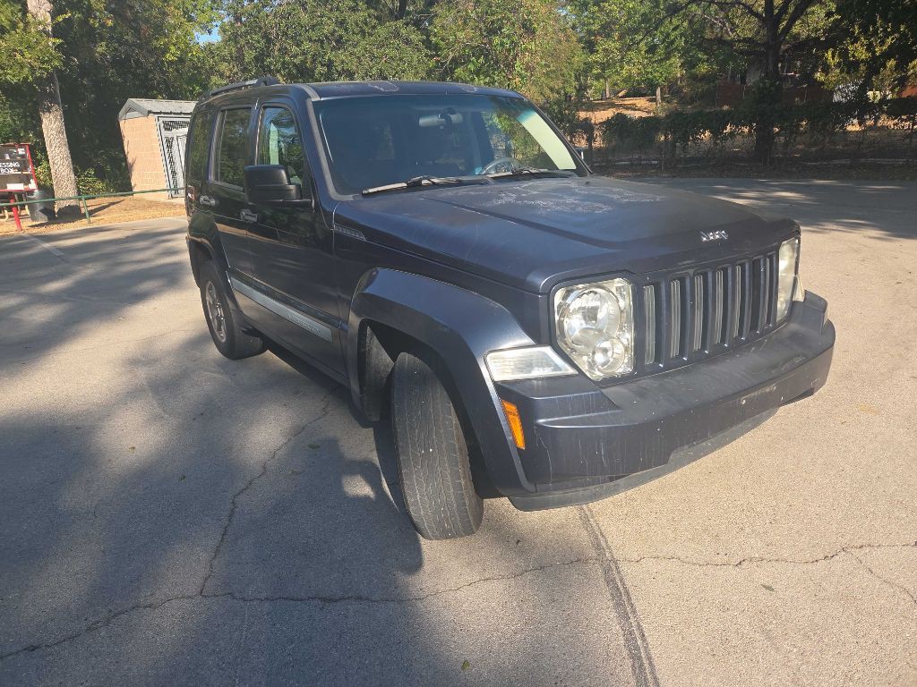 2008 Jeep Liberty Image 8