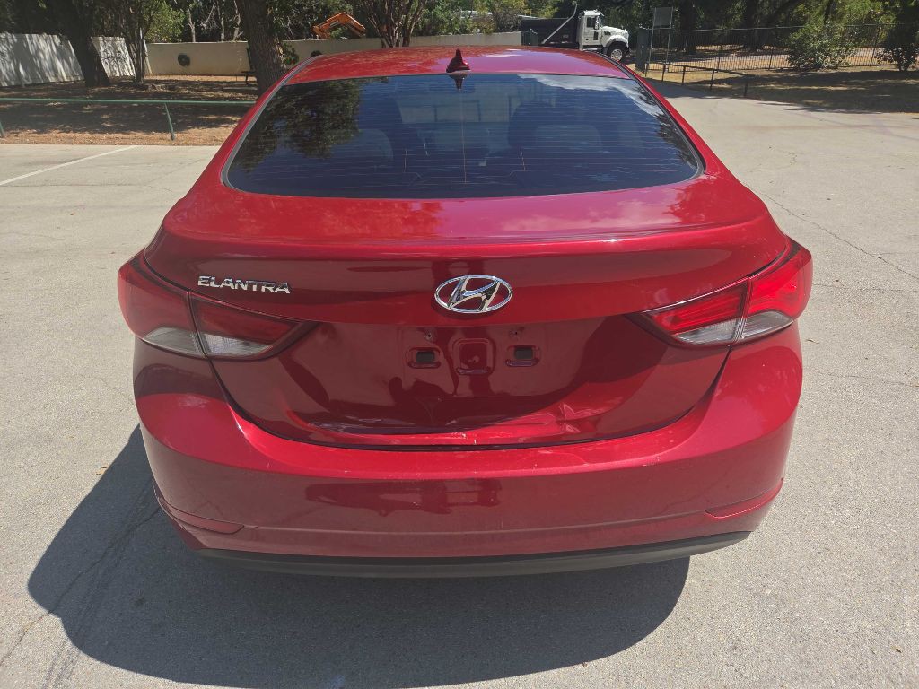 2016 Hyundai Elantra Image 5