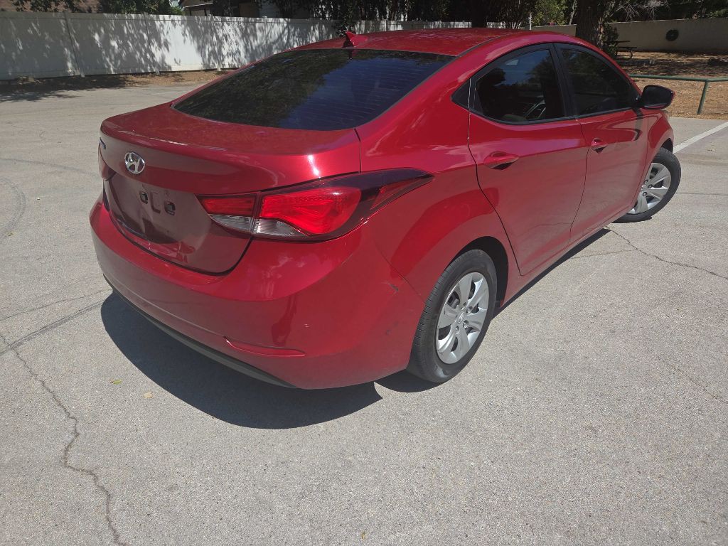 2016 Hyundai Elantra Image 6