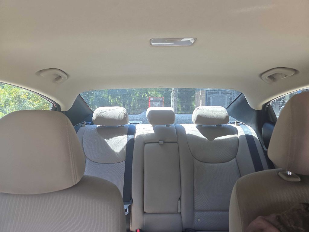 2016 Hyundai Elantra Image 31