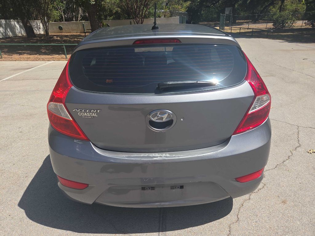 2014 Hyundai Accent Image 5