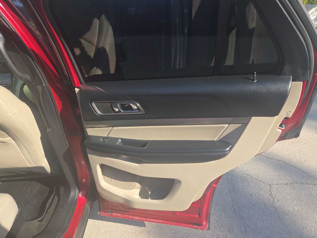 2018 Ford Explorer Image 24