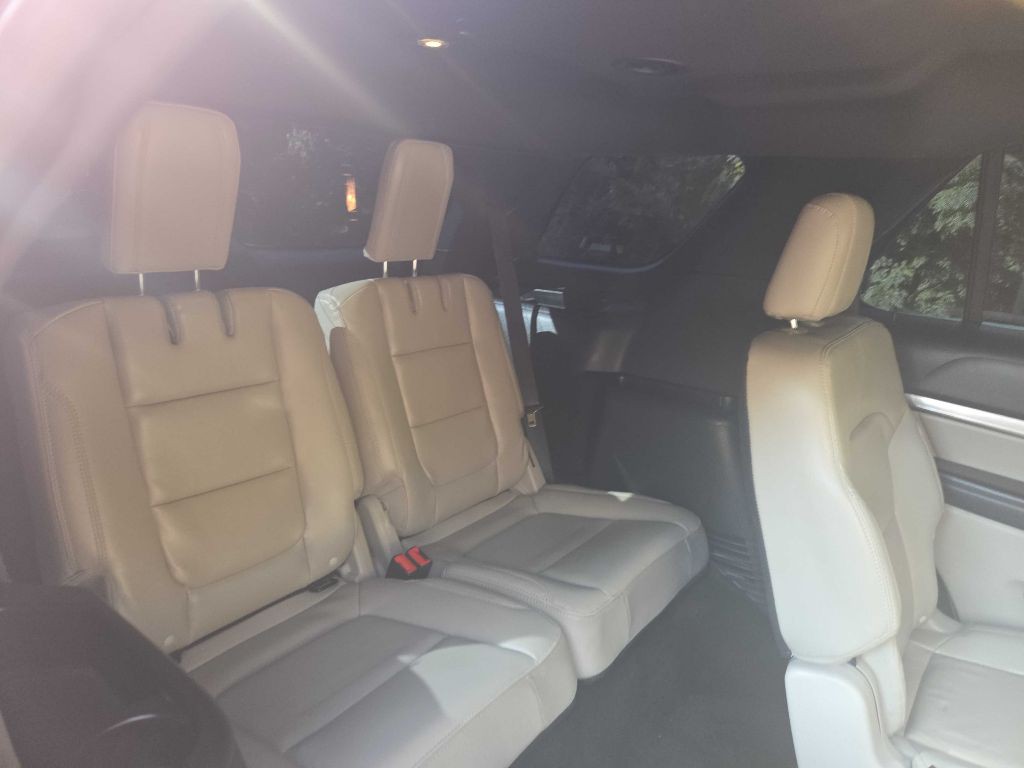 2018 Ford Explorer Image 26