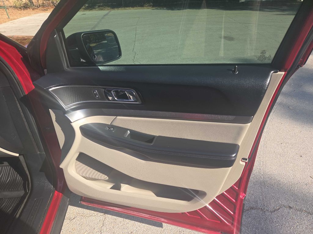 2018 Ford Explorer Image 27