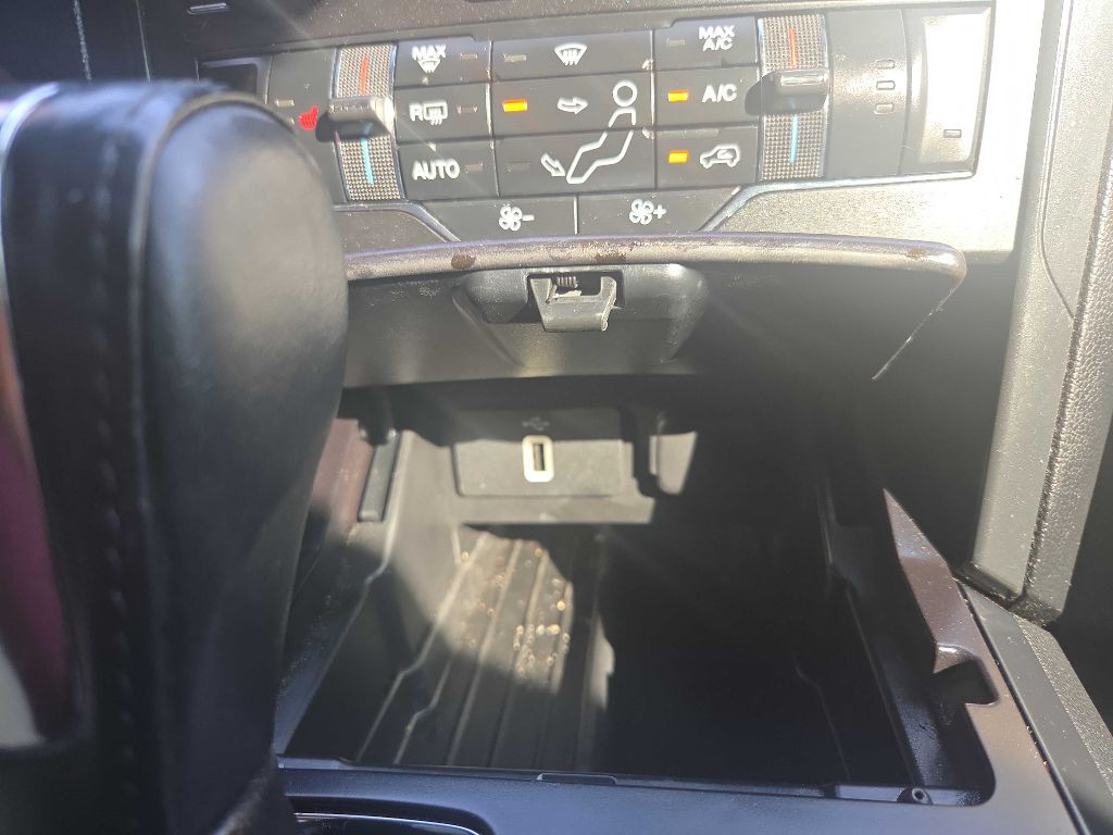 2018 Ford Explorer Image 35