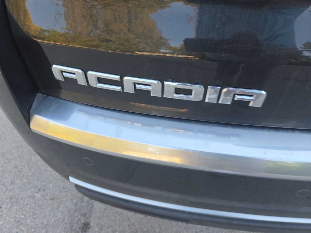 2014 GMC Acadia Image 18