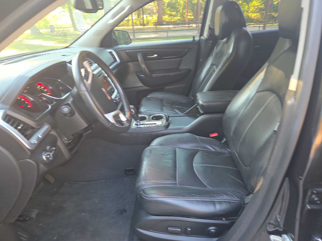 2014 GMC Acadia Image 21