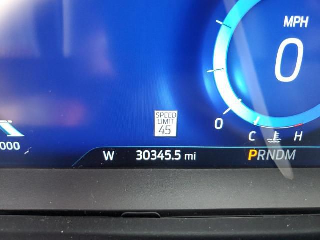 2020 Ford Explorer Image 4