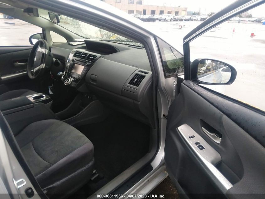 2012 Toyota Prius Image 5