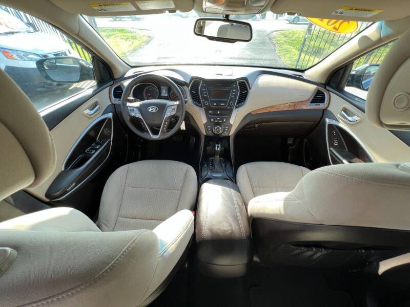 2016 Hyundai Santa Fe Sport Image 11