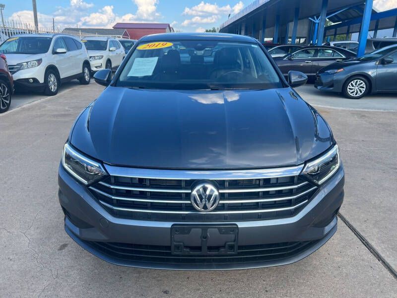 2019 Volkswagen Jetta Image 3