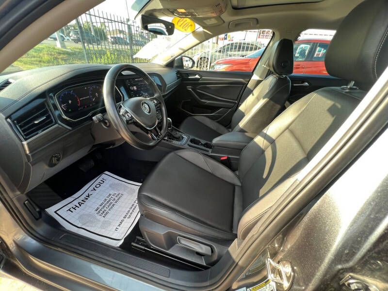 2019 Volkswagen Jetta Image 9