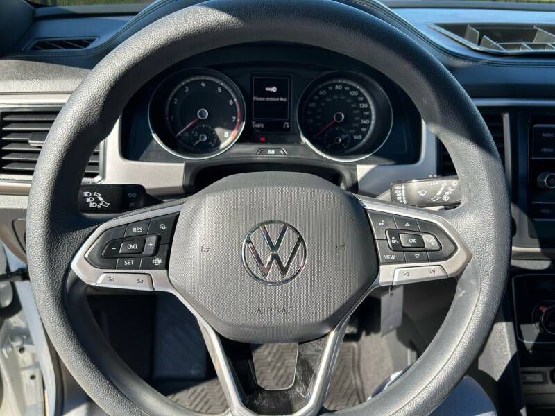 2020 Volkswagen Atlas Cross Sport Image 22