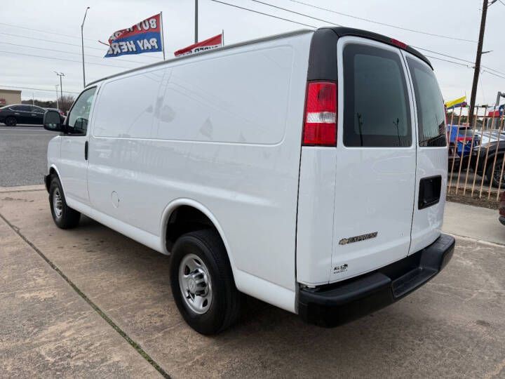 2020 Chevrolet Express Image 7