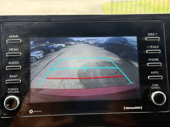 2022 Toyota Camry Image 19