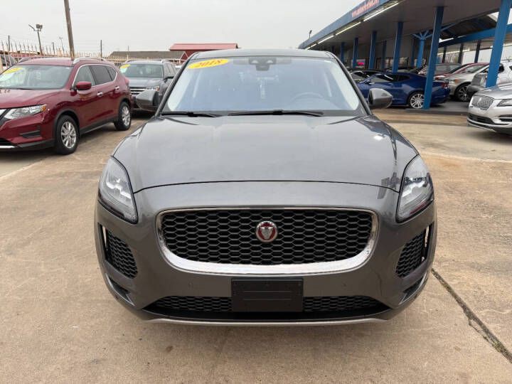 2018 Jaguar E-pace Image 3