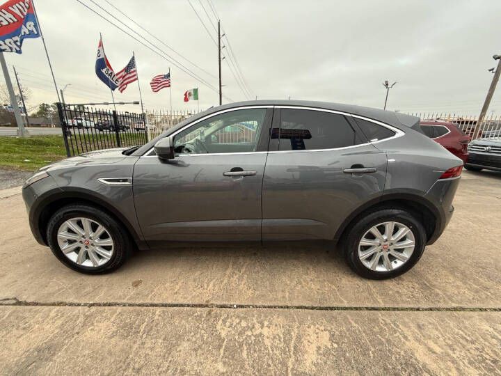 2018 Jaguar E-pace Image 4