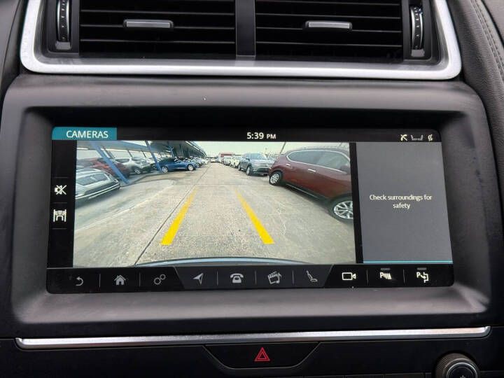 2018 Jaguar E-pace Image 20