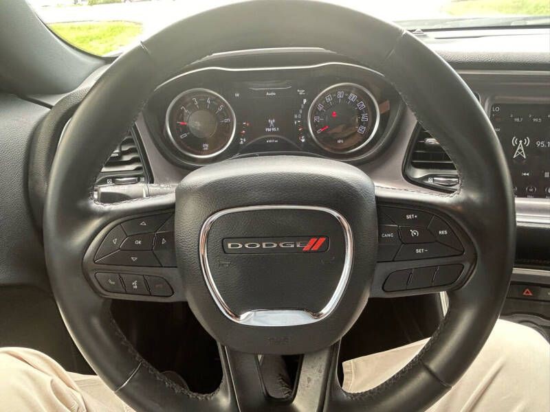2020 Dodge Challenger Image 12