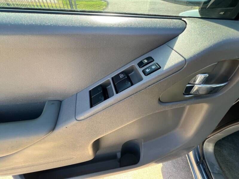 2017 Nissan Frontier Image 14