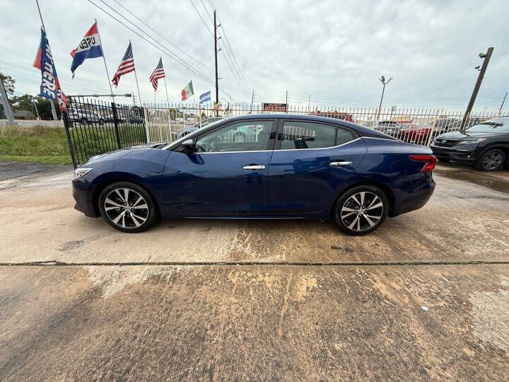 2017 Nissan Maxima Image 4