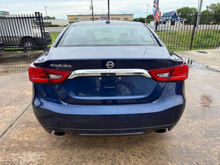 2017 Nissan Maxima Image 8