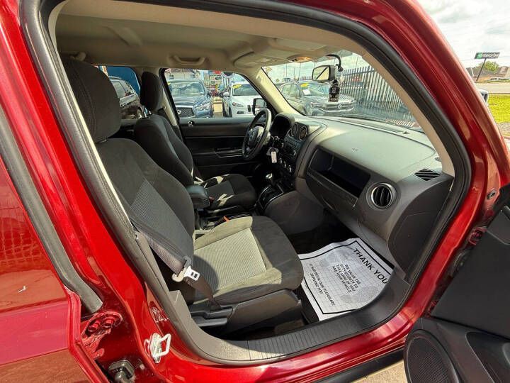 2016 Jeep Patriot Image 10