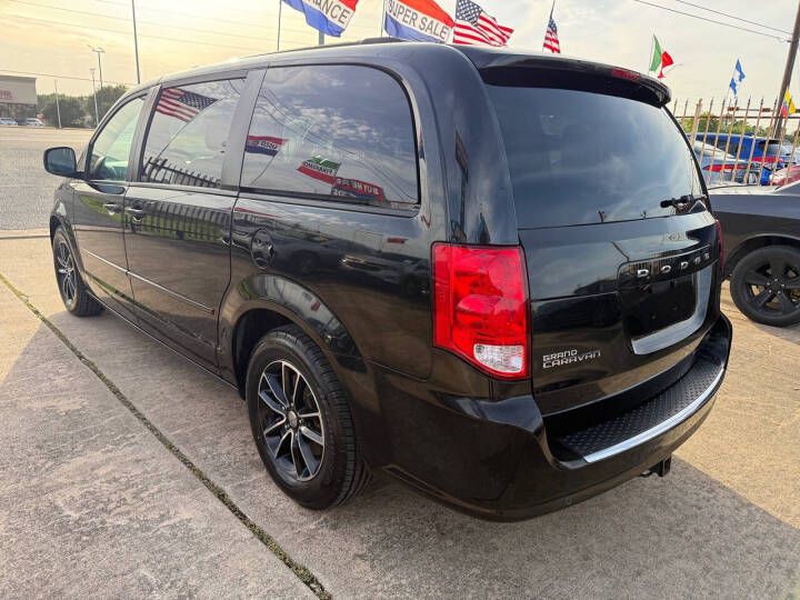 2017 Dodge Grand Caravan Image 7