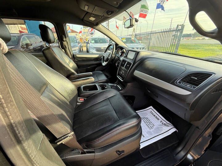 2017 Dodge Grand Caravan Image 10