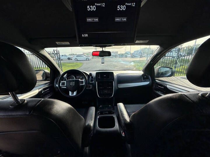 2017 Dodge Grand Caravan Image 11