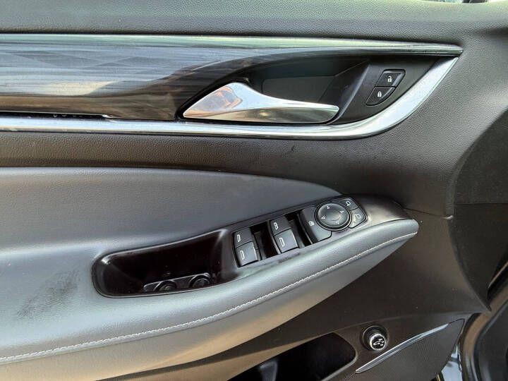 2020 Buick Enclave Image 16