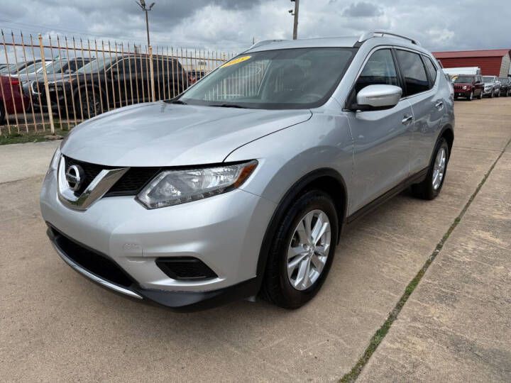 2015 Nissan Rogue Image 2