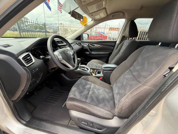 2015 Nissan Rogue Image 9