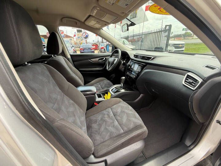 2015 Nissan Rogue Image 10