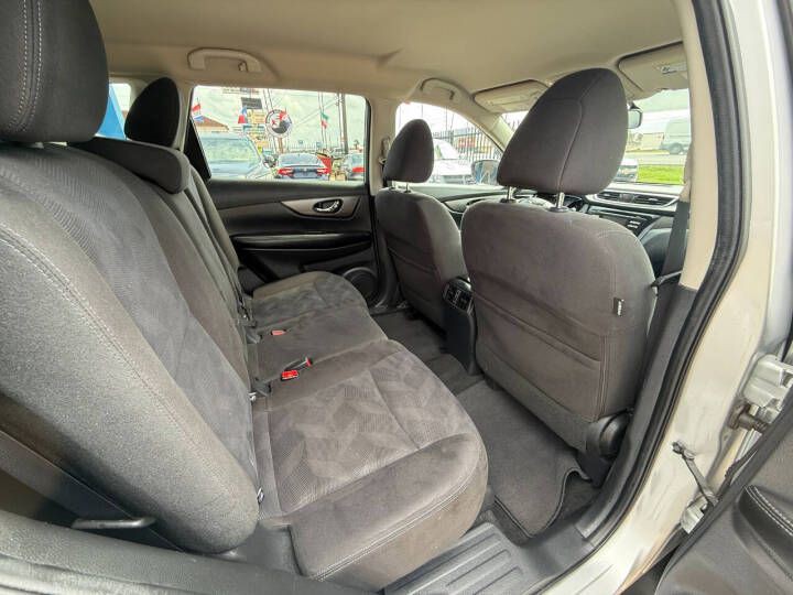 2015 Nissan Rogue Image 12