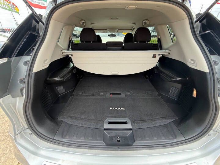 2015 Nissan Rogue Image 14