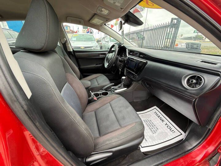2018 Toyota Corolla Image 10