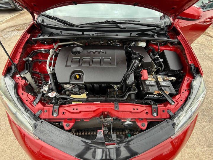 2018 Toyota Corolla Image 15