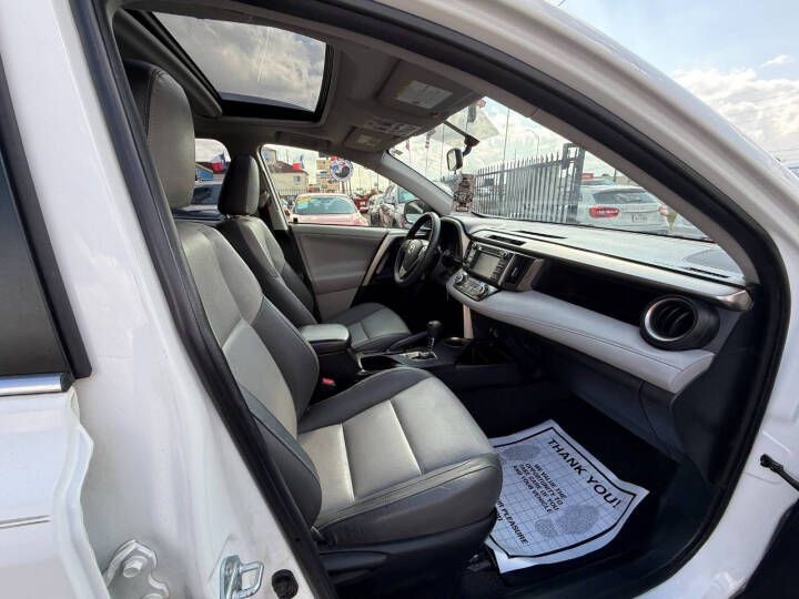 2013 Toyota Rav4 Image 10