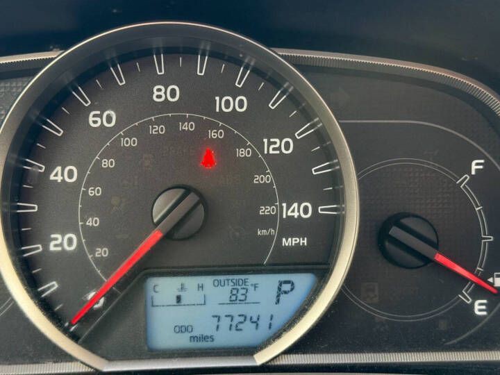 2013 Toyota Rav4 Image 18