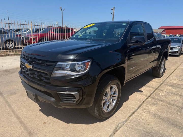 2021 Chevrolet Colorado Image 2