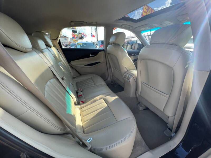 2016 INFINITI QX50 Image 11