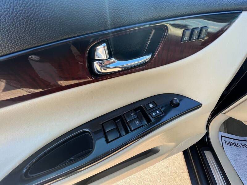 2016 INFINITI QX50 Image 14
